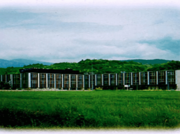 1963: start bouw nieuwe productie-eenheid